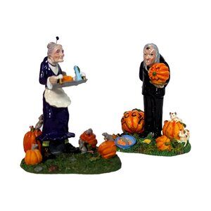 A Gravely Haunting - 2004 Figurine by Department 56